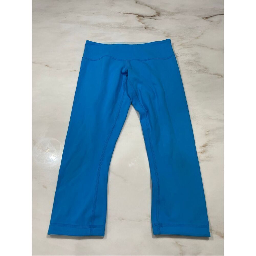 Lululemon Cropped Wunder Under Leggings Size 6